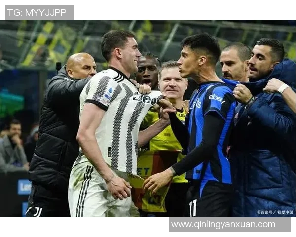 墨西哥足球巨星风采：从马尔凯斯到洛萨诺的辉煌历程与影响