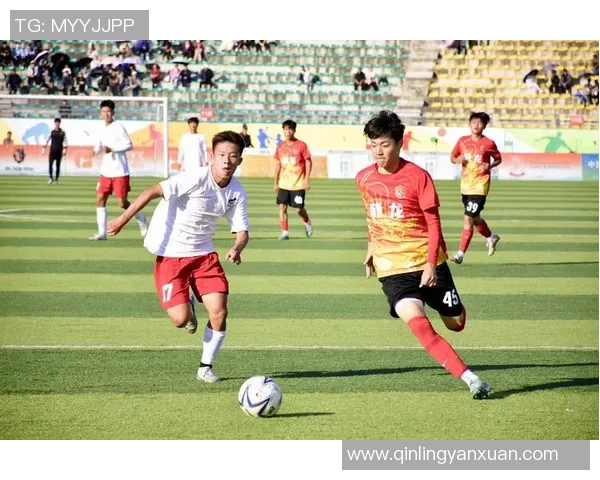 足坛魔王霸气降临震撼绿茵赛场引燃全球球迷激情热潮